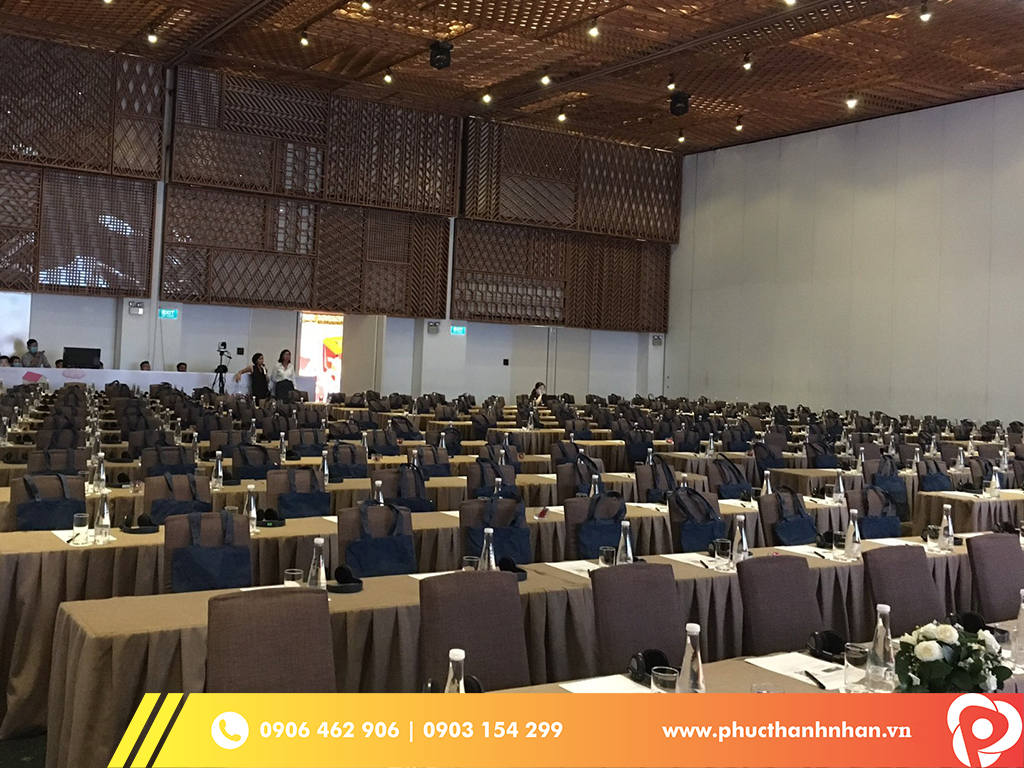 Cho thuê thiết bị phiên dịch