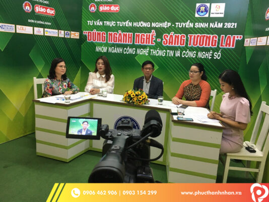 Livestream tư vấn hướng nghiệp - Tuyển sinh năm 2021 "Đúng ngành nghề - Sáng Tương Lai"