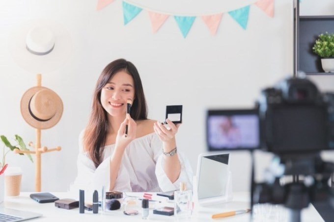 Cách livestream trên Facebook