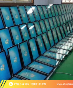 màn hình quảng cáo treo tườn Kuking 19 inch