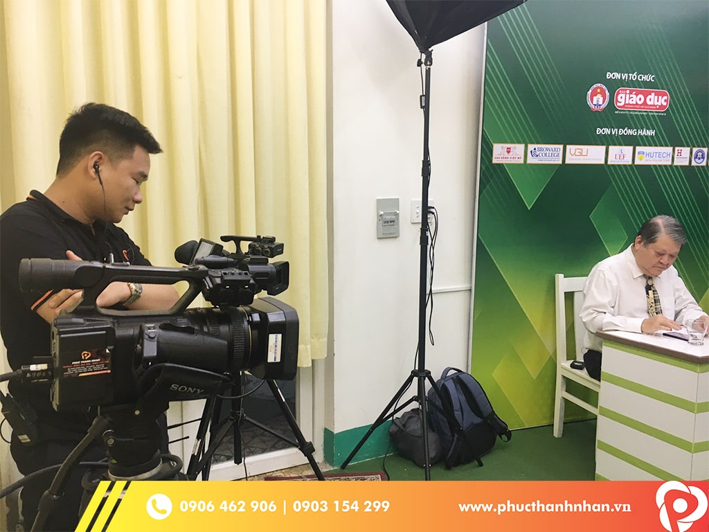 Lợi Ích Của Việc Sử Dụng Dịch Vụ Livestream Trọn Gói