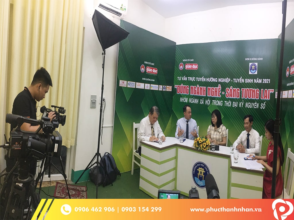 Lợi Ích Của Việc Sử Dụng Dịch Vụ Livestream Trọn Gói