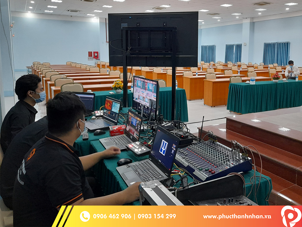 HỘI THẢO TRỰC TUYẾN KẾT HỢP LIVESTREAM - KHAI GIẢNG NĂM HỌC 2021-2022