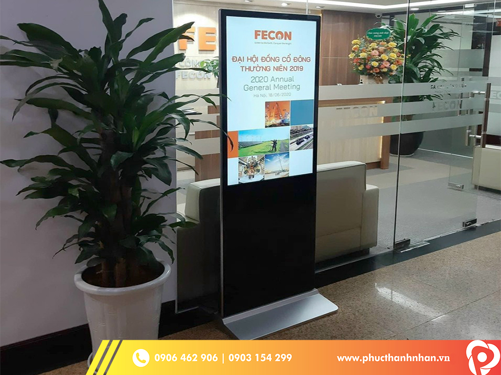 Màn Hình Quảng Cáo Kuking Chân Đứng 65 inch